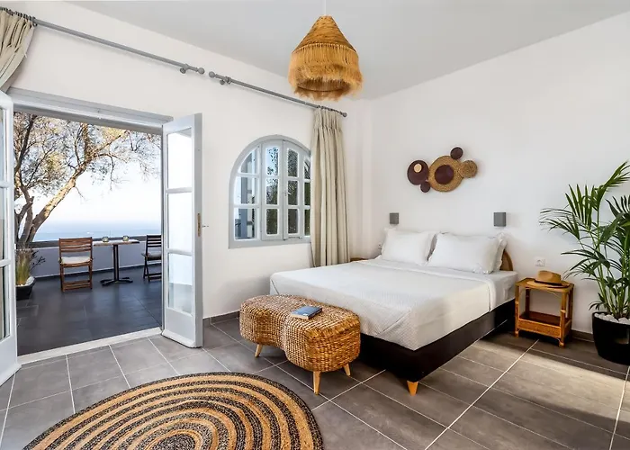 Divino (adults Only) * Fira (Santorini)