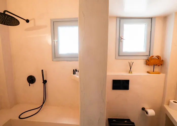 Divino (adults Only) * Fira (Santorini)